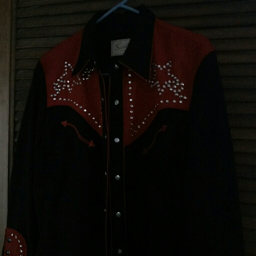 Western womans scully shirt
